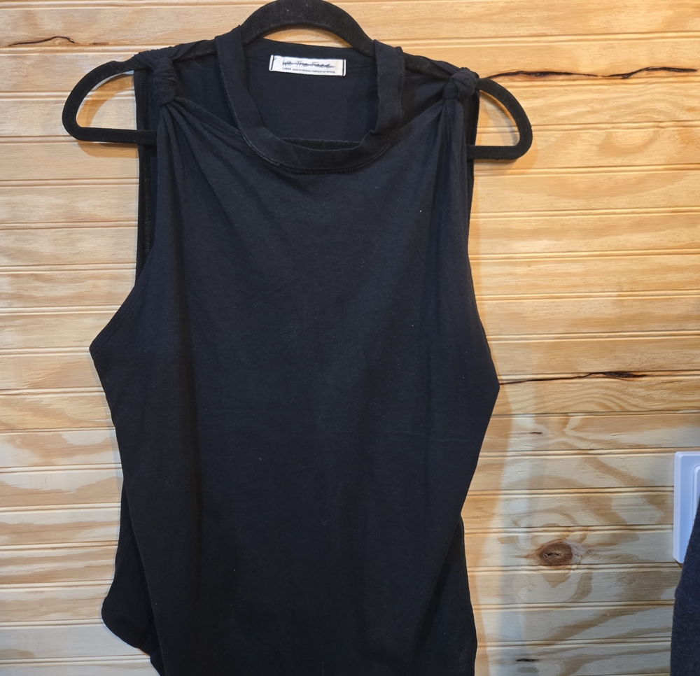 We The Free Black Knot-Shoulder Sleeveless Tank